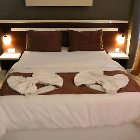 Sara Suit Hotel Istanbul Bagian luar foto
