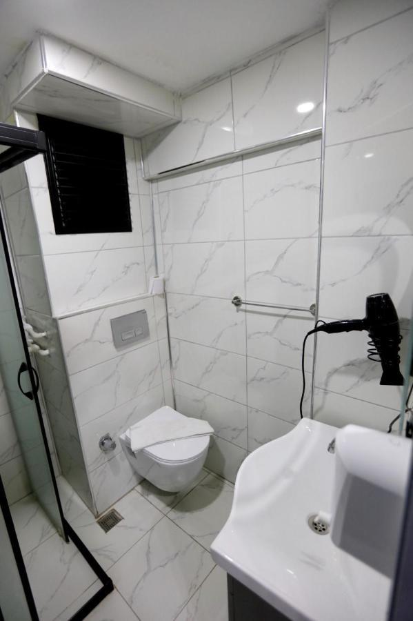 Sara Suit Hotel Istanbul Bagian luar foto