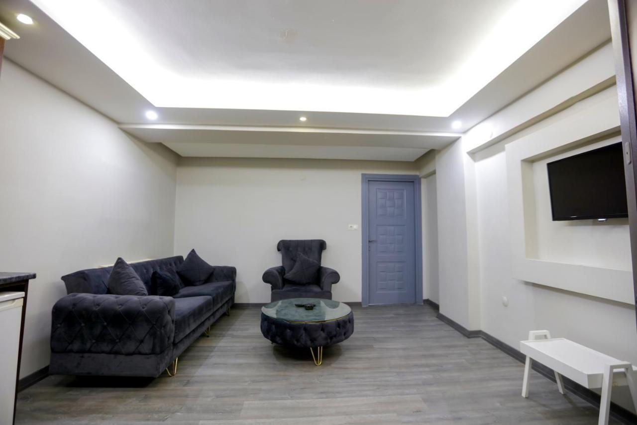 Sara Suit Hotel Istanbul Bagian luar foto