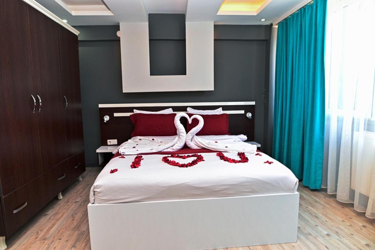 Sara Suit Hotel Istanbul Bagian luar foto