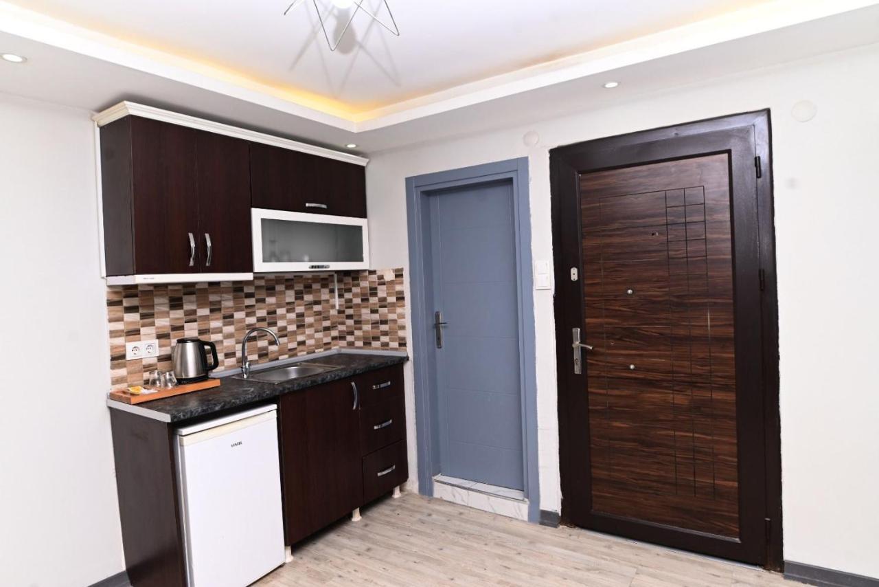 Sara Suit Hotel Istanbul Bagian luar foto