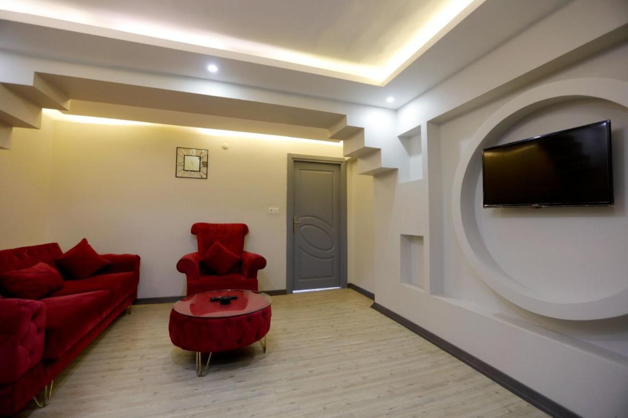 Sara Suit Hotel Istanbul Bagian luar foto