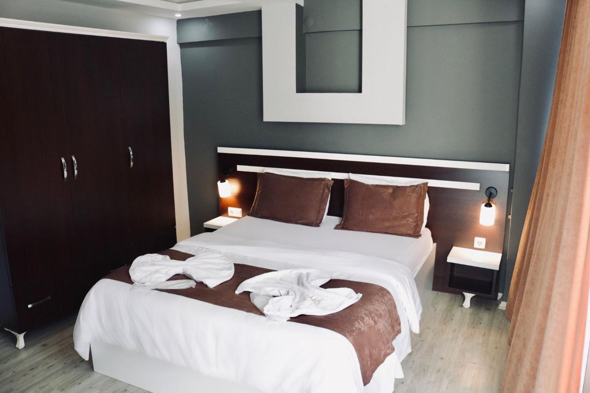 Sara Suit Hotel Istanbul Bagian luar foto
