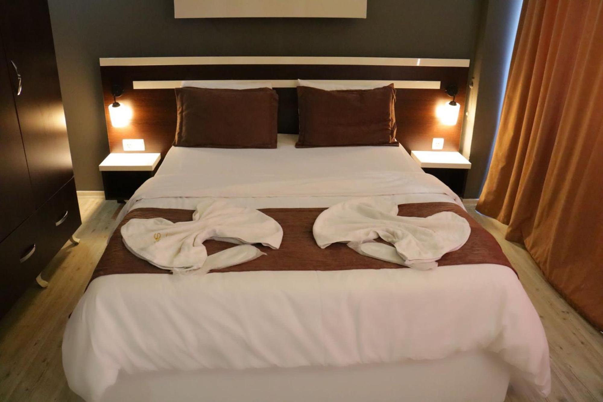 Sara Suit Hotel Istanbul Bagian luar foto